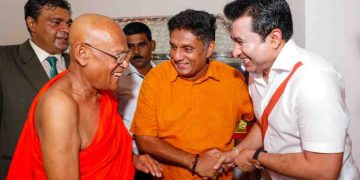 Opposition leader Sajith joins Reverend Banagala Upatissa Thero’s birthday religious ceremony! Ex-minister Roshan Ranasinghe is too present! VIDEO & PHOTOS I Sri Lanka Latest News
