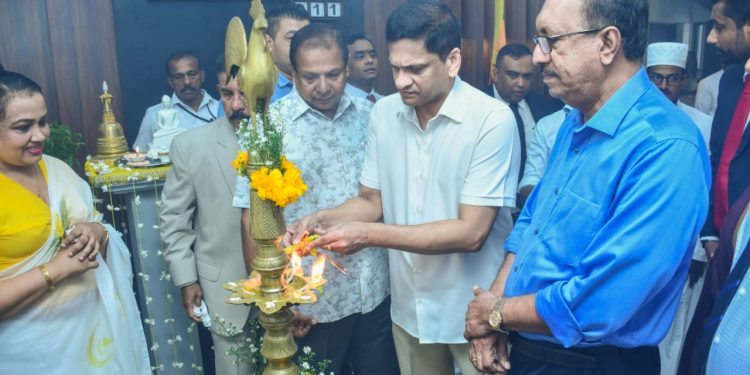Lansa-Anura Yapai-Priyankara start the presidential election campaign for Ranil from Rajagiriya office! PHOTOS I Sri Lanka Latest News