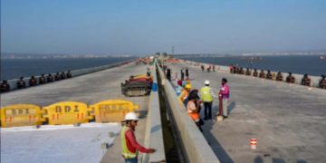 Government likely to carry out feasibility study for 23-km sea bridge between India, Lanka  I Sri Lanka Latest News