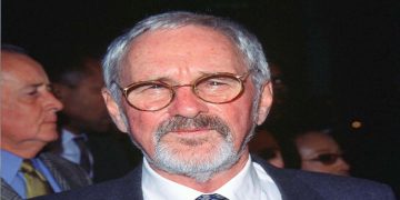 ‘Heat of the Night,’ ‘Moonstruck’ director Norman Jewison dead at 97 I Sri Lanka Latest News