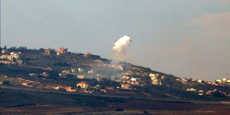 Palestinians sheltered from intense fighting in southern Gaza where communications were cut again yesterday, as pressure mounted on Israel for a solution involving long-sought Palestinian statehood I Sri Lanka Latest News