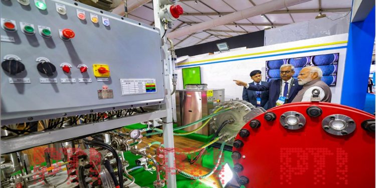 India to begin LNG supplies to Sri Lanka in 2025