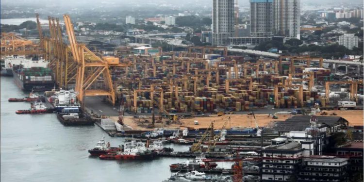 Sri Lanka signs free trade deal with Thailand to revive economy