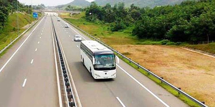 New law against slow drivers on expressways! Sri Lanka Latest News