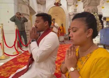 The Namal-Limini couple who went to India after Anura joined in a special pooja at the newly built Rama temple in Ayodhya! VIDEO I Sri Lanka Latest News