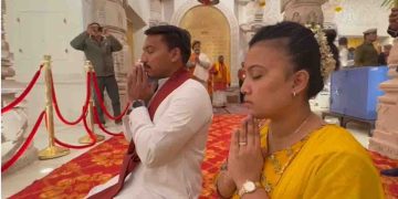 The Namal-Limini couple who went to India after Anura joined in a special pooja at the newly built Rama temple in Ayodhya! VIDEO I Sri Lanka Latest News