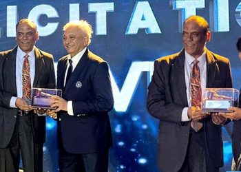 Sri Lanka Bar Association honoured Mr. Laxman Kiriella the chief organizer of the opposition and Mrs. Shamen Kiriella, for completing 50 years in the legal profession. Sri Lanka Latest News