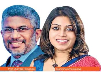 Sri Lanka Faces Uphill Battle in Encouraging Non-Cash Transactions Despite High Debit Card Ownership and Mobile Penetration