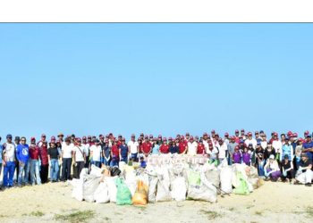 Ceylinco Life Green Club collects 732kgs of trash off Crow Island beach