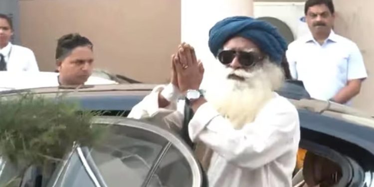 Sadhguru Jaggi Vasudev discharged from hospital after brain surgery