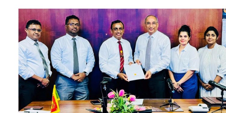 Beyond Textiles: Hayleys Fabric drives research on water pollution in Kelani River basin with Sri Jayawardenapura Uni