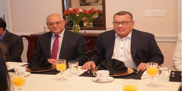 𝗦𝗿𝗶 𝗟𝗮𝗻𝗸𝗮 𝗘𝗺𝗯𝗮𝘀𝘀𝘆 𝗶𝗻 𝗪𝗮𝘀𝗵𝗶𝗻𝗴𝘁𝗼𝗻 𝗗𝗖 𝗵𝗼𝘀𝘁𝘀 𝗽𝗿𝗲𝗽𝗮𝗿𝗮𝘁𝗼𝗿𝘆 𝗺𝗲𝗲𝘁𝗶𝗻𝗴 𝗶𝗻 𝗰𝗼𝗺𝗺𝗲𝗺𝗼𝗿𝗮𝘁𝗶𝗼𝗻 𝗼𝗳 𝘁𝗵𝗶𝘀 𝘆𝗲𝗮𝗿’𝘀 𝗩𝗲𝘀𝗮𝗸 𝗮𝘁 𝘁𝗵𝗲 𝗪𝗵𝗶𝘁𝗲 𝗛𝗼𝘂𝘀𝗲