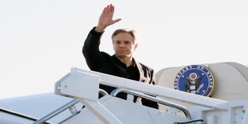 Antony Blinken arrives in China with warning for Beijing over support of Russia