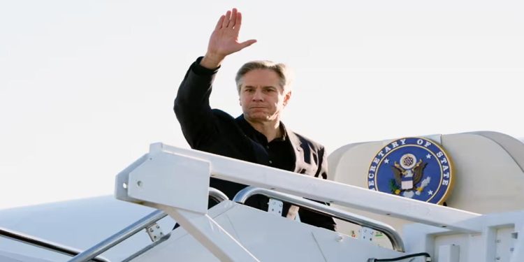 Antony Blinken arrives in China with warning for Beijing over support of Russia