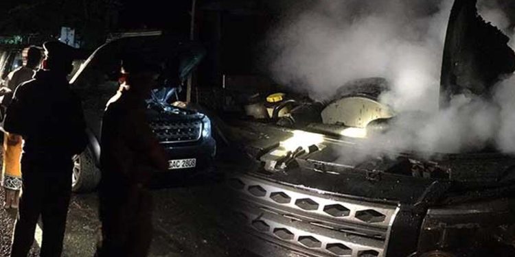 State Minister Chamara’s Supercar Engulfed in Flames Around 12:45 AM: Sri Lanka’s Latest News