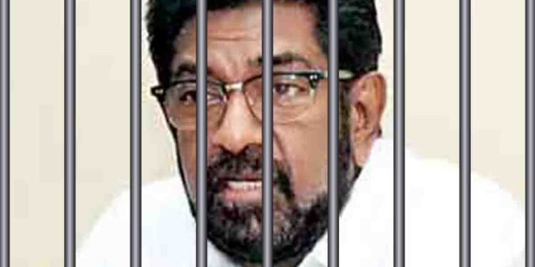 Despite 3 months in Remand, Keheliya’s Family enjoys ministerial Perks: Utilizing Official Vehicles and Ministerial Quarters on Government Expenses! I Sri Lanka Latest News
