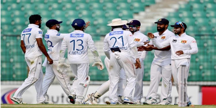 Sri Lanka thrash Bangladesh in second Test to sweep series