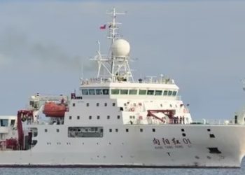Why are there three Chinese spy ships in the Indian Ocean Region?