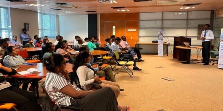 HNB facilitates growth of SME business banking customers with HNB TXB awareness program