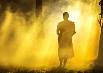 Sri Lanka’s Economic Crunch Felt by monks as well: Annually 2000 ‘Theorors’ leave robes