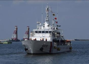 Tensions Flare as US Ally Detains Chinese Ship Crew