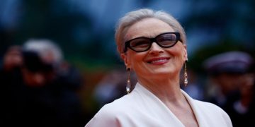 Meryl Streep honoured in emotional ceremony as Cannes opens