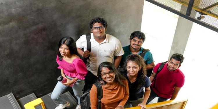 Curtin Colombo serves as Curtin University’s global partner in Sri Lanka offering world-class education and immeasurable opportunities