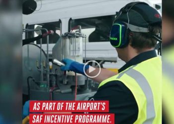 Emirates begins operating with SAF at London Heathrow Airport