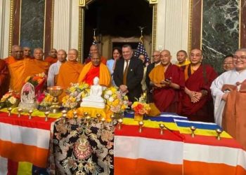 White House Hosts Vesak Poya Celebration with International Dignitaries and Buddhist Leaders