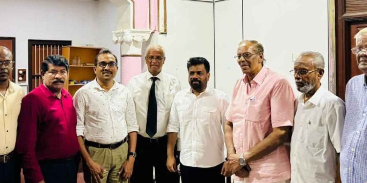 Anura Rushes to Jaffna After Sajith’s Departure, Promises Solution Beyond Provincial Councils; Protesters Divert to JVP Office!