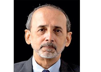 Dr. Rohan Pethiyagoda Honored with Prestigious Linnean Medal