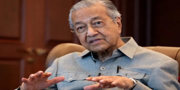 Malaysia’s Mahathir Refutes Corruption Claims, Reveals Major Financial Losses