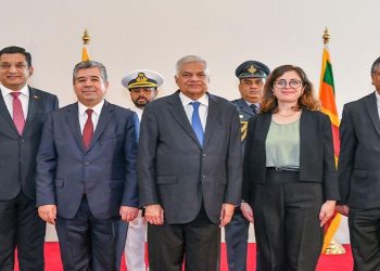 Five High Commissioners and nine Ambassadors Present Credentials to the President