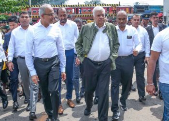 Ranil Visits Flood-Affected Areas of Kolonnawa, Kelaniya, and Ambatale – VIDEO & PHOTOS