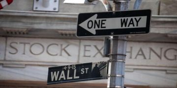 Hedging Trades on Wall Street at Risk During Event-Filled Week