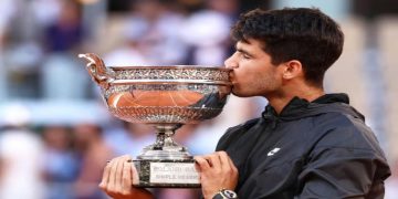 Carlos Alcaraz beats Alexander Zverev to become 2024 men’s singles champion