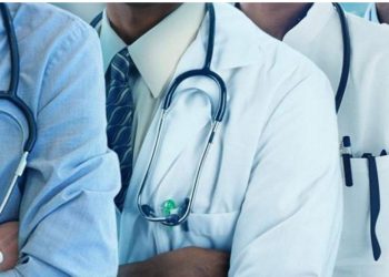 1800 doctors left the country in 2 years! Another 5000 are ready to go! I Sri Lanka Latest News