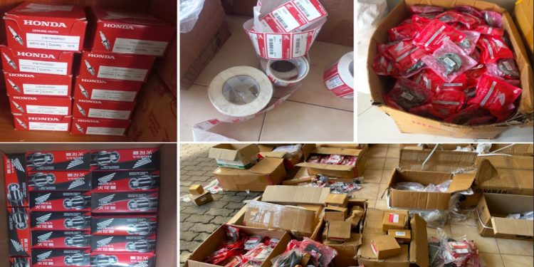 Counterfeit Parts of Honda brand were seized by CCD & infringers arrested