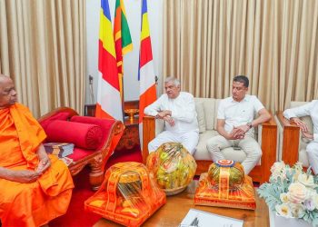 Ranil Visits Kandy, Receives Blessings from Religious Leaders; Photos Released