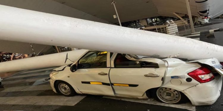 One Dead, Several Injured After Roof Collapse at Delhi Airport; Terminal 1 Operations Suspended for Safety