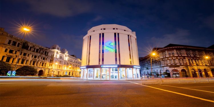 Standard Chartered Sri Lanka bags multiple honours at Asset AAA and Global Finance Awards 2024