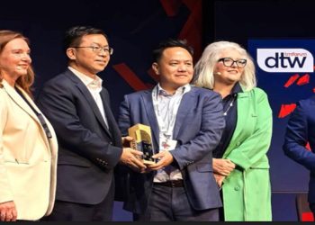 Huawei and China Mobile Wins the TM Forum 2024 “People and Planet” Excellence Award
