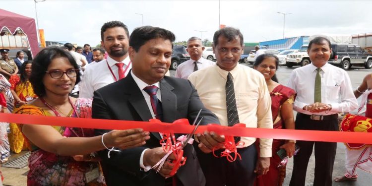 People’s Bank opens a Service Center in New Manning Market Complex