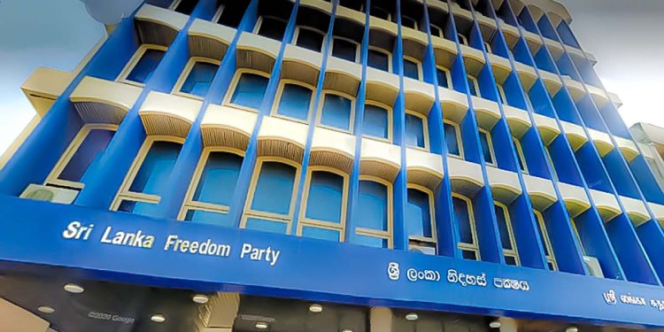Dayasiri Arrives at Party Headquarters on Dali Road with Large Crowd to Resume his Role as Secretary General; Police Boost Security