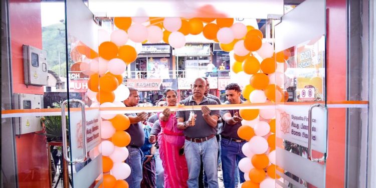 Siyapatha Finance PLC  Celebrates New Branch Opening in Nawalapitiya