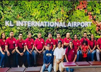 Ceylinco Life’s sales performers treated to holiday in Malaysia