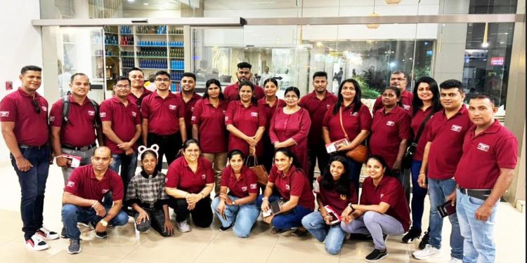 Ceylinco Life’s high achievers rewarded with tour of Thailand