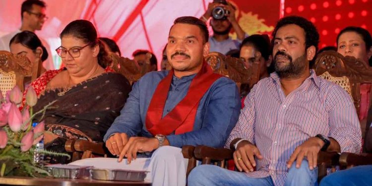 State Minister Calls for Accountability on Central Bank Issues; Party Debates Future of Contract with Ranil