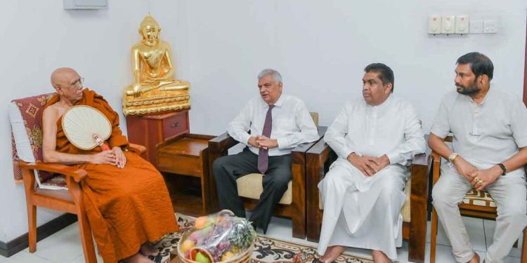 President Ranil Wickremesinghe Informs Maha Nayaka of Ramagna Maha Nikaya of Scheduled Presidential Election Date! I Sri Lanka Latest News