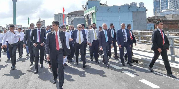 Ranil opened the ‘Kompanjaveediya’ flyover today! PHOTOS I Sri Lanka Latest News